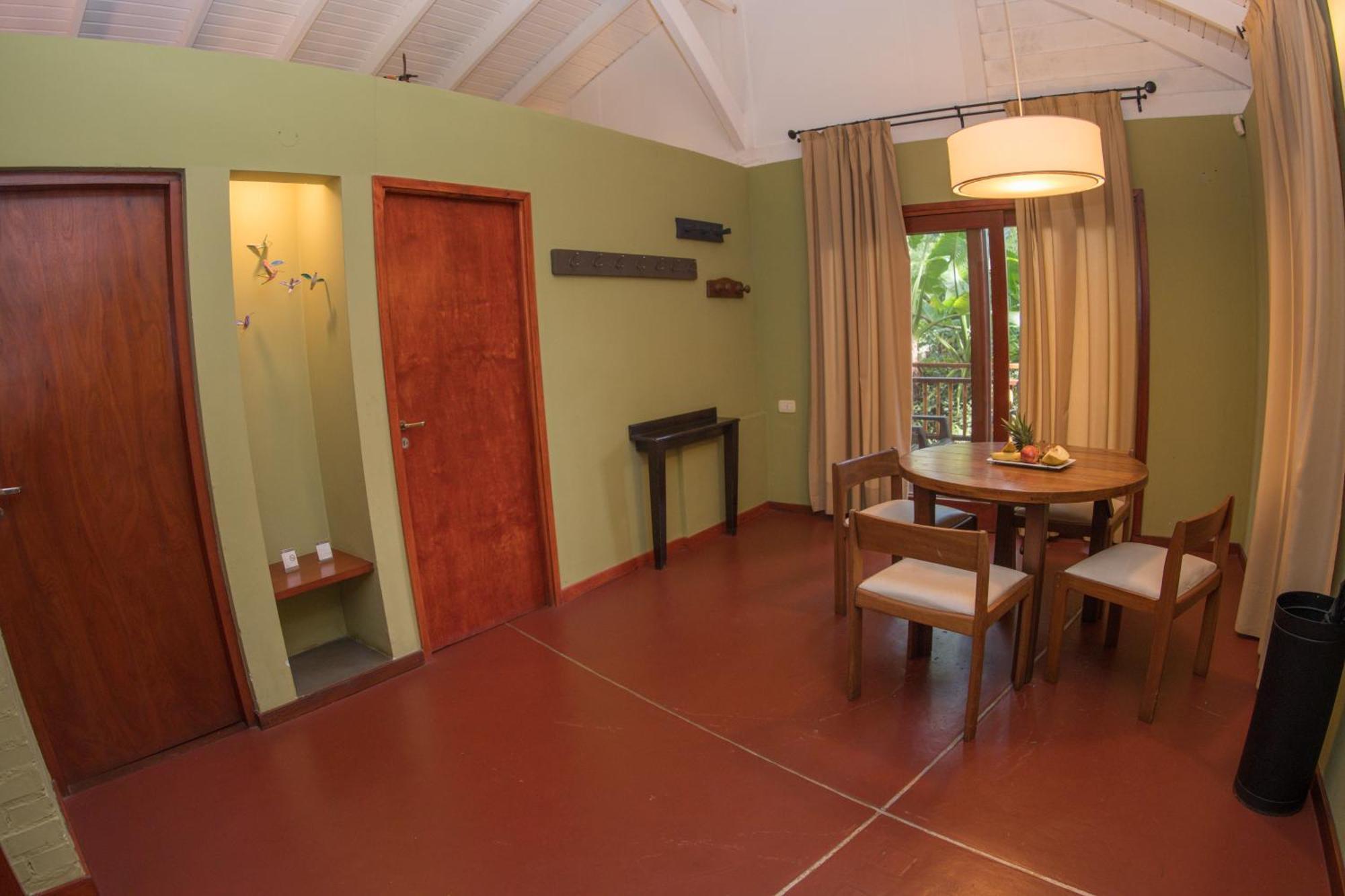 Raices Amambai Lodges Puerto Iguazú Exterior foto